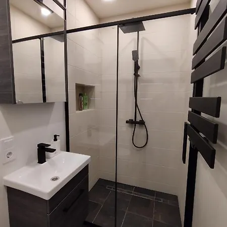 Courtyard Twin Apartment